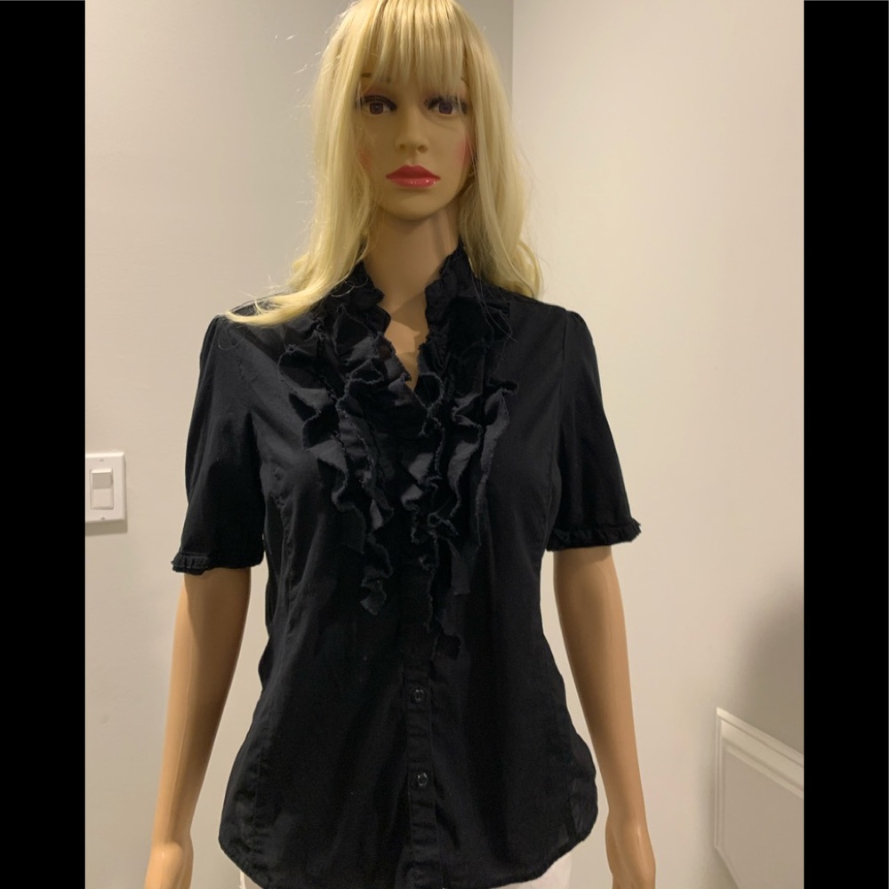 Mossimo black button down blouse w ruffles